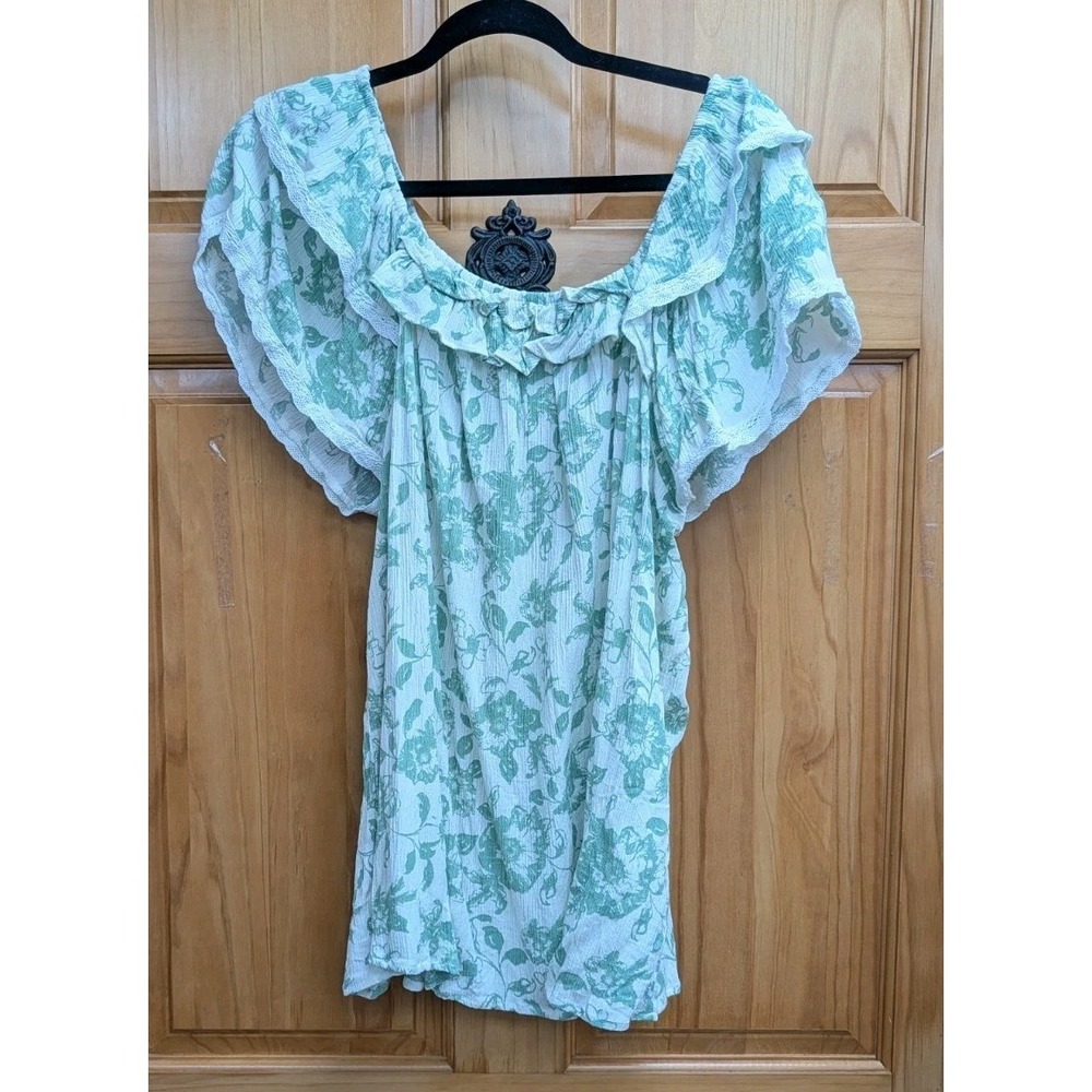 Cato Est. 1948 Size 18/20W Gauze Fabric Flutter Short Sleeves